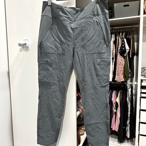 Athleta Headlands Hybrid Cargo II Tight